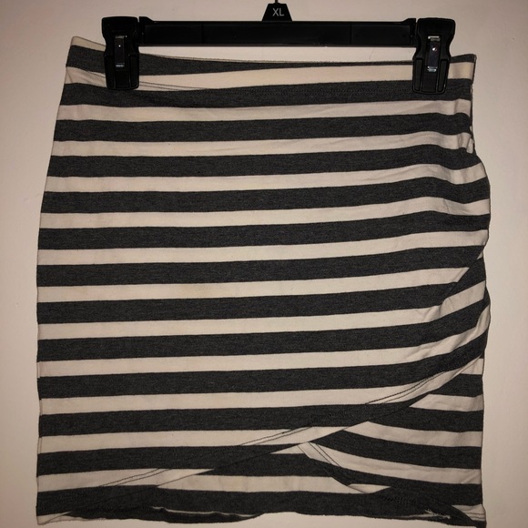 Skirt - Picture 1 of 1